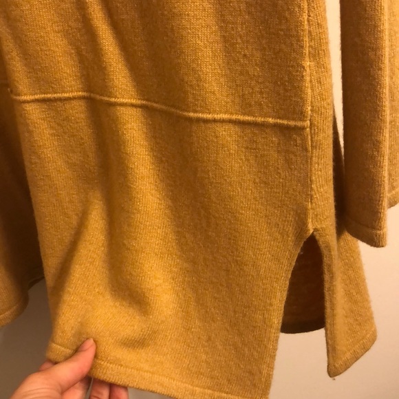 Light sweater - Picture 2 of 4